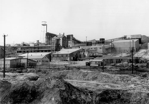 1957 photo of a federal uranium mill at Monticello, Utah